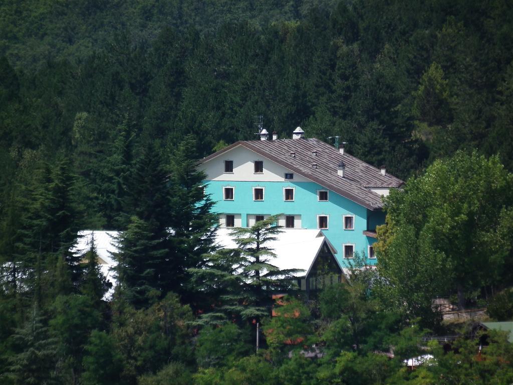 Hotel Fiordigigli L'Aquila Exterior photo